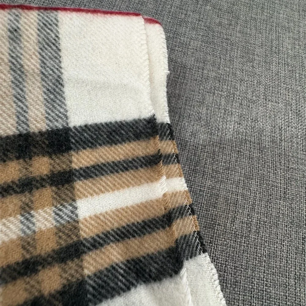 V.Fraas Cashmink Scarf 100% Acrylic Made in Germany Tan Black White‎ Red 15.25